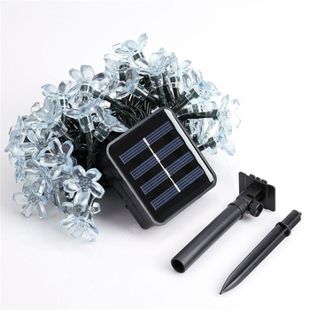 Lauko LED girlių su vyšnios žiedo dizainu – 50 LED, saulės energija, 8 režimai, atsparus oro sąlygoms