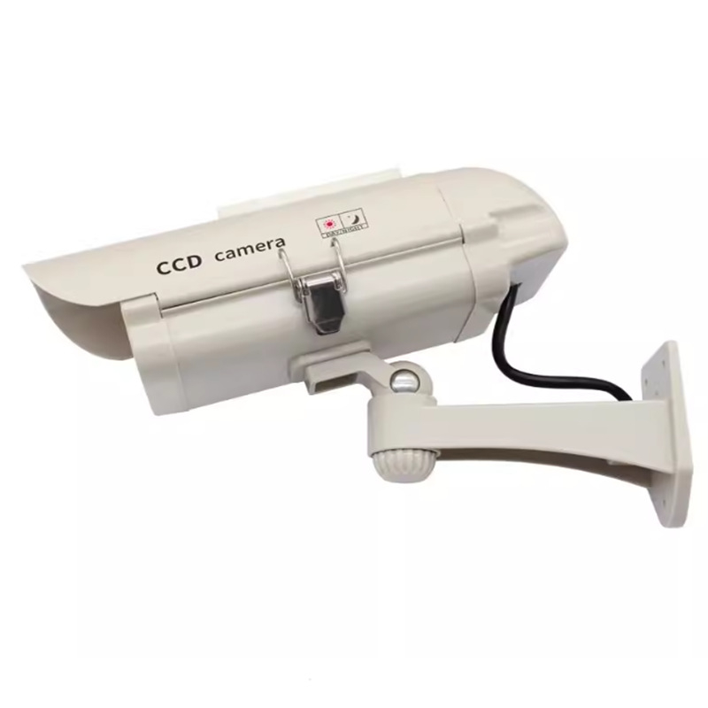 Соларна фалшива охранителна камера, 2.4 мм обектив, IR диапазон 60 м, за вътрешна и външна употреба, 3V захранване