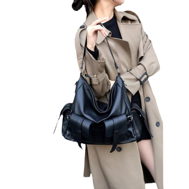 Női PU bőr váll- és keresztbody táska, utcai stílus, kapacitás 20–35 L, belső poliészter bélés, modell 5485