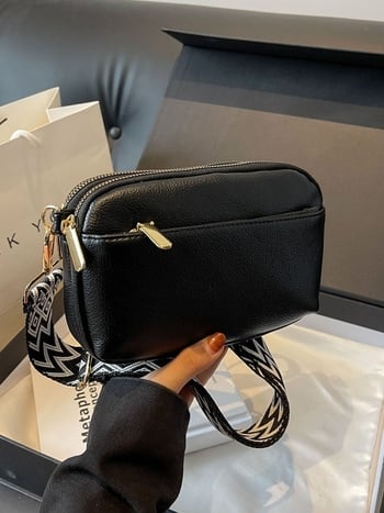 Női PU bőrtáska, vízszintes négyzet alakú, cipzáras záródás, poliészter bélés, belső cipzáras zseb és telefonzseb, puha anyag, egy vállpánttal, városi minimalista stílus