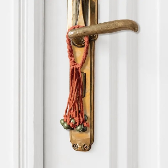 Clopot tricotat maro, pentru decor de casă, handmade, stil modern minimalist, sfoară din bumbac și in, cadou