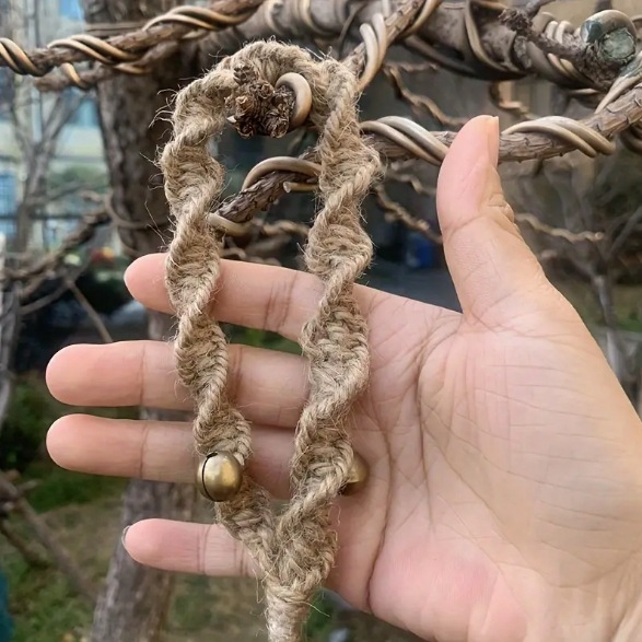 Clopot decorativ lucrat manual – Stil modern minimalist, șnur din bumbac și in