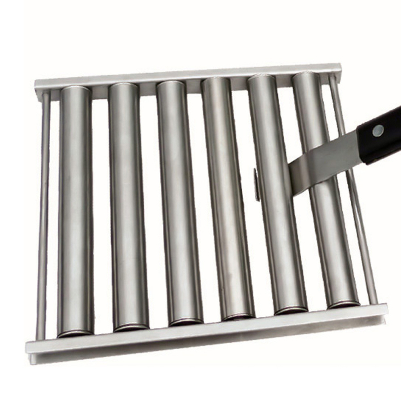 Išimamas dešros laikiklis iš 430 nerūdijančio plieno su medine rankena, kvadratinės formos, 0,36 kg