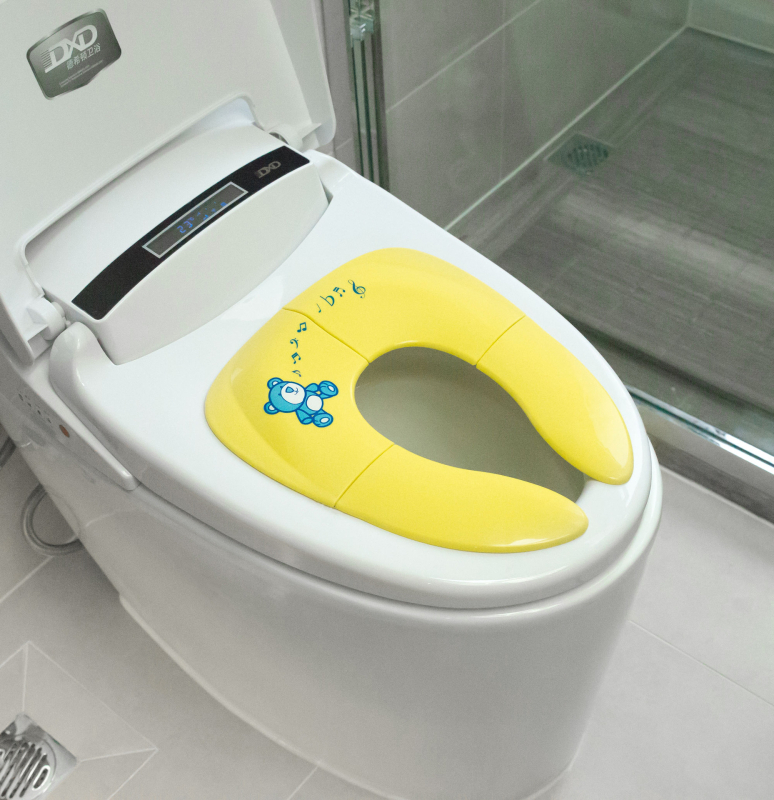 Vaikų sulankstoma tualeto kilimėlis ir pagalbinė sėdynė — Medžiaga: PP; Kilmė: Zhejiang; Pakuotė: Dėžutėje; Šaltinis: Spot