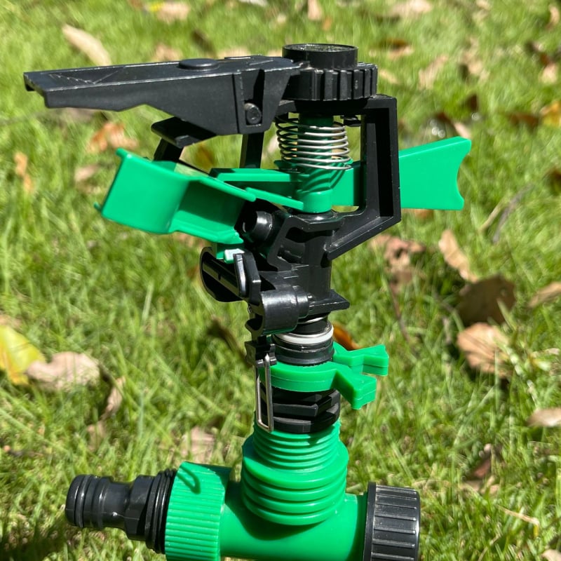 Πλαστικός ρυθμιζόμενος ποτιστήρας με περιστροφή 360°, χωρητικότητα 3 L, Hua Miao