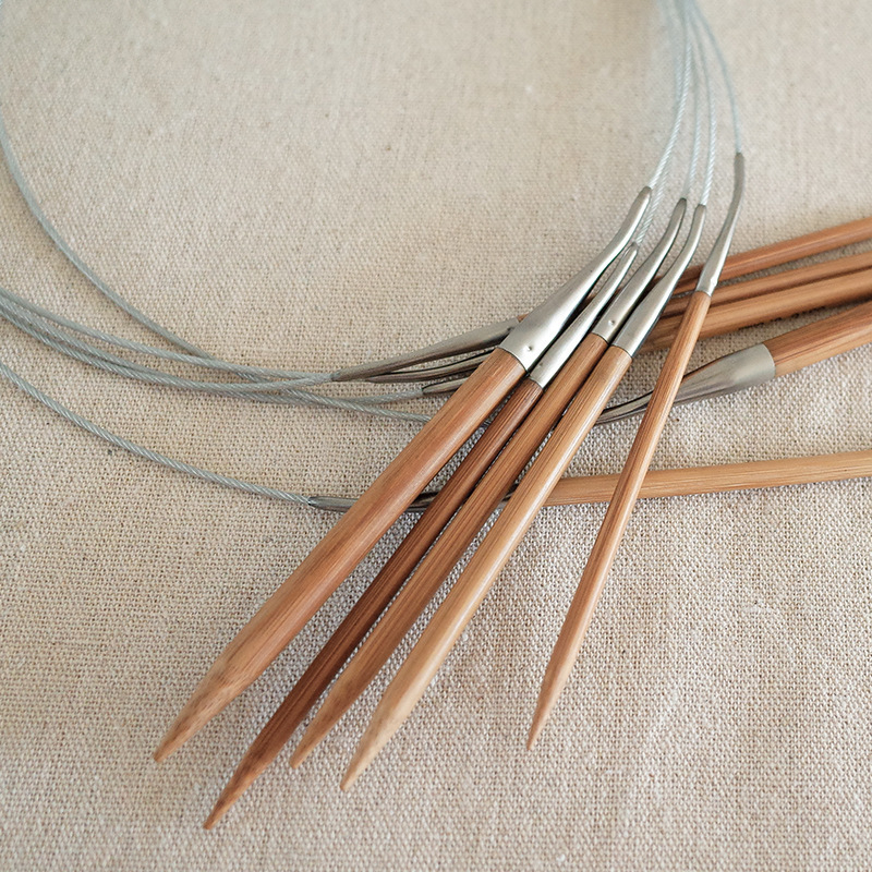 Kruopštos mezgimo adatos rankiniam mezgimui, worsted vilna vietinės kilmės, siūlai ritinėlyje, Brother Man Zi