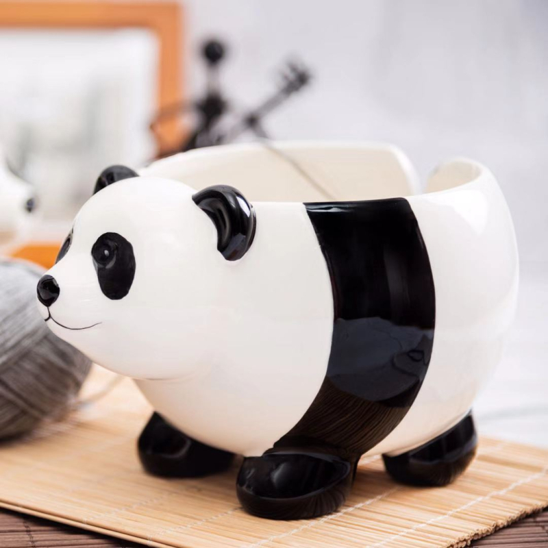 Panda formos porcelininė indelė siūlų laikymui, su raktų laikikliu, tinkama svetainei ir įėjimo zonai — gimtadienio dovana