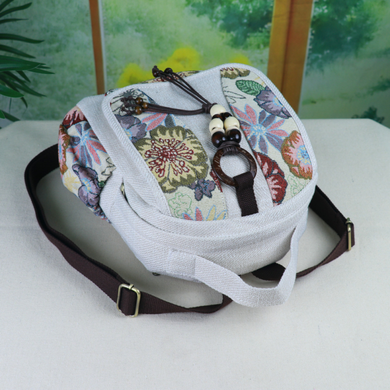 Vászon hátizsák, irodalmi kínai stílus, cipzáras nyitás, belső zseb a telefon számára, belső réteg, puha szerkezet, 2024 téli kiadás.