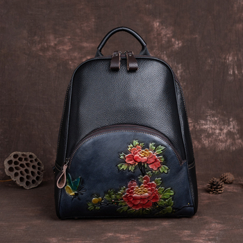 Jason Road elsőrétegű bőrből készült hátizsák – nagy kapacitás; cipzáras zárás; belső zsebek: cipzáros zseb, telefon zseb, ID-zseb, kamera zseb; légáteresztő, lopás elleni védelem