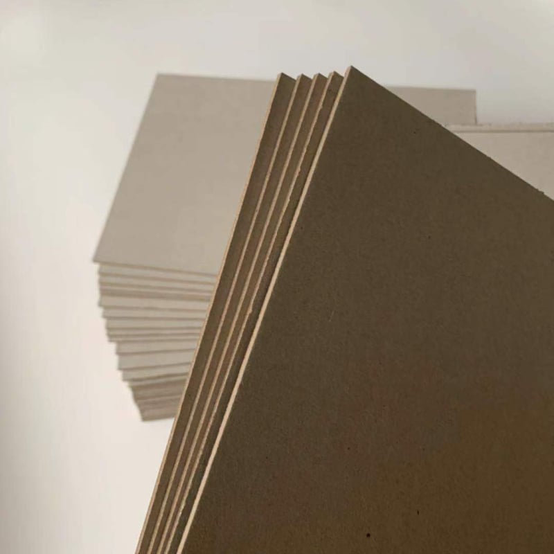 Χαρτόνι, Κατηγορία Α, πάχος 2 mm, GSM 1300, κατάλληλο για φακέλους Kraft, συσκευασία τροφίμων και δερμάτινες κούτες