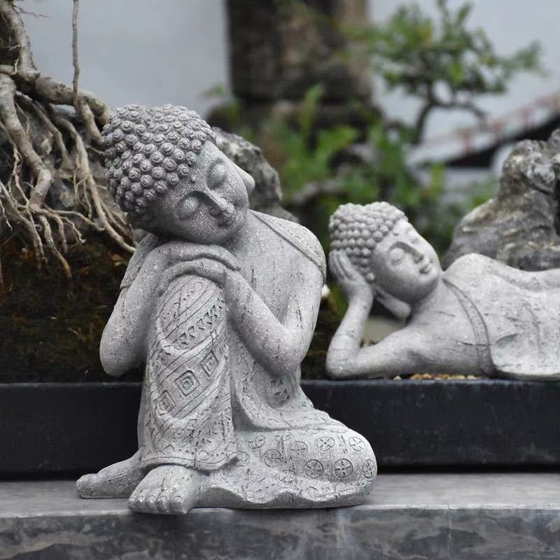 Buddha szobor kínai stílusú otthoni dekorációhoz, gyanta kézműves termékek; anyag: szintetikus gyanta; stílus: kínai; kategória: gyanta kézműves termékek