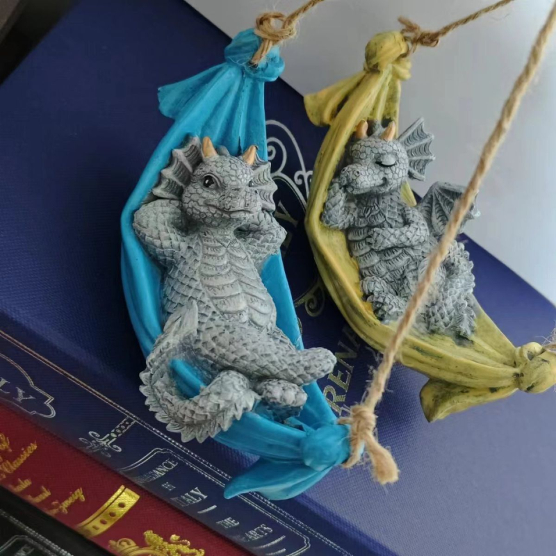 Pandantiv din rășină - dragon mic, decor pentru casă și grădină, ambalaj din carton, cadou potrivit
