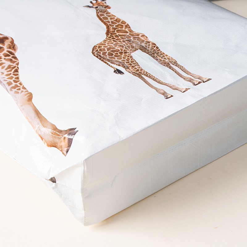 Rankų darbo PP pintinė krepšys su logotipo įspaudu - plastinis pintinis krepšys