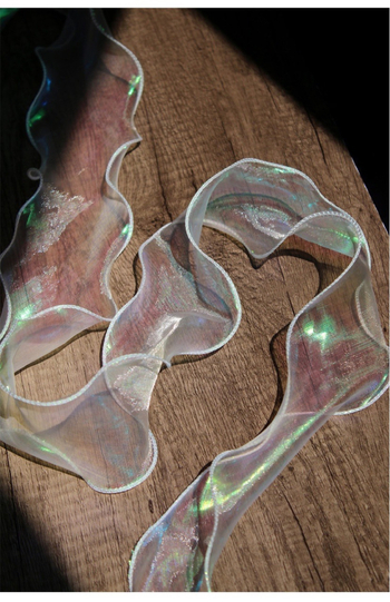 Meistrinė nėrinių dekoratyvinė audinys su sirenos bangų raštu, permatomas, rankų darbo, lazerio gradientinis užbaigimas