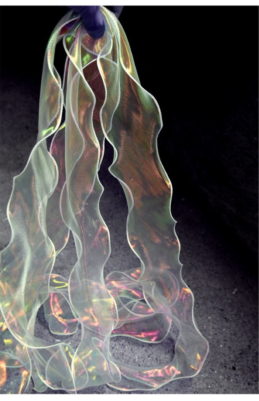 Meistrinė nėrinių dekoratyvinė audinys su sirenos bangų raštu, permatomas, rankų darbo, lazerio gradientinis užbaigimas