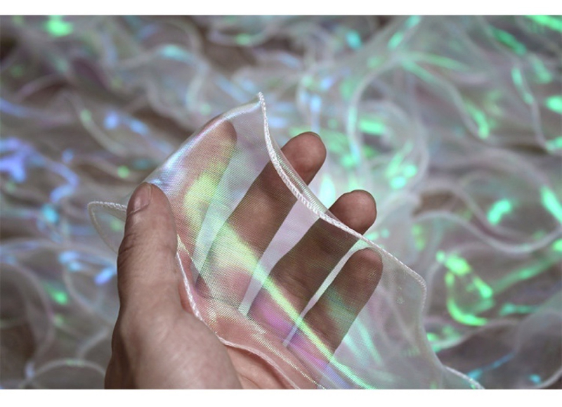 Meistrinė nėrinių dekoratyvinė audinys su sirenos bangų raštu, permatomas, rankų darbo, lazerio gradientinis užbaigimas