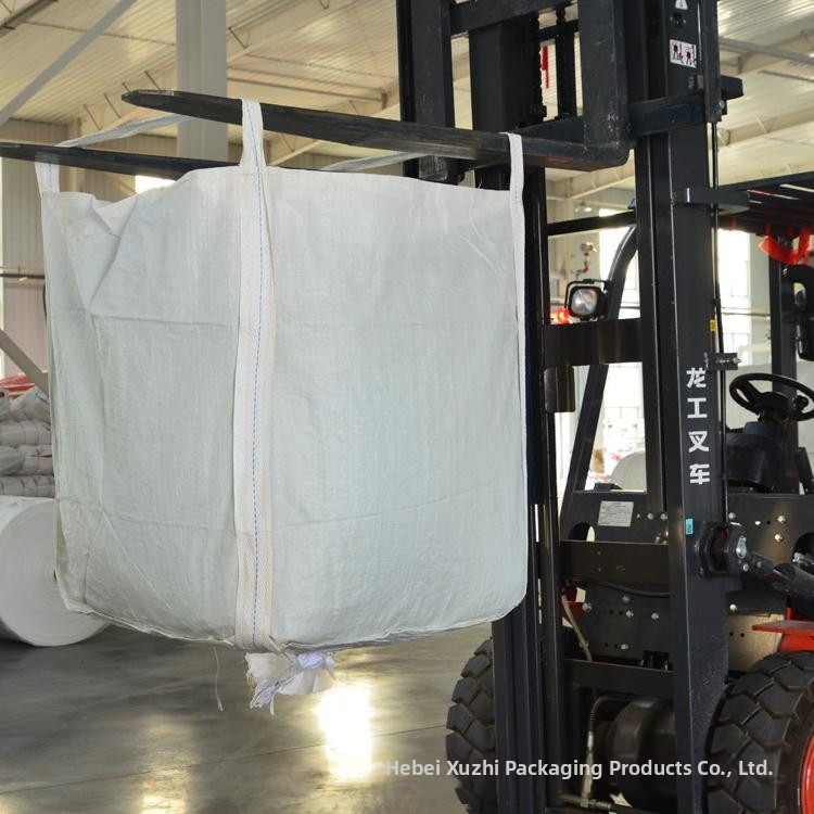 Полипропиленова торба за насипни товари с четири дръжки, усилена конструкция, печатано лого, товароносимост 1000 кг, персонализирана обработка