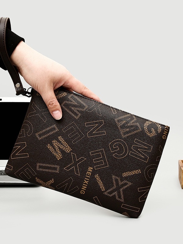 Férfi clutch - PU, Vízálló, Kopásálló, Betűs mintázat - Tavasz 2024