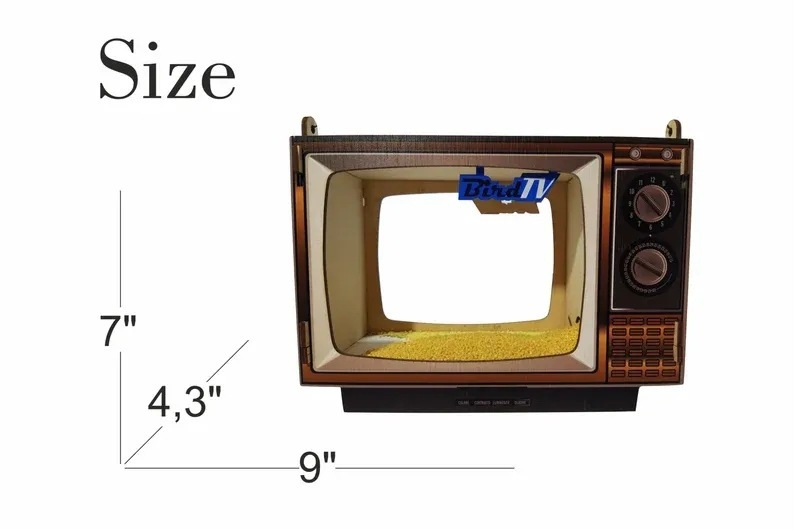 Medinė lesyklėlė paukščiams sode, TV formos, pagaminta Guangdong