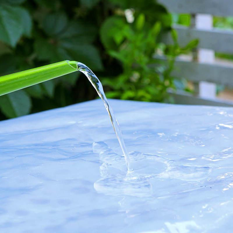 Многофункционална полупрозрачна дъждозащитна тента от PE, матова повърхност; ветрозащита и изолация; пропуска светлина; възможност за печат на лого; персонализиране по заявка