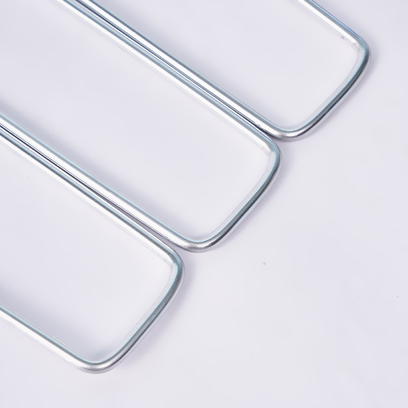 Zemni čavao U-oblik, galvanizirana čelična žica, za pričvršćivanje poljoprivredne plastične folije