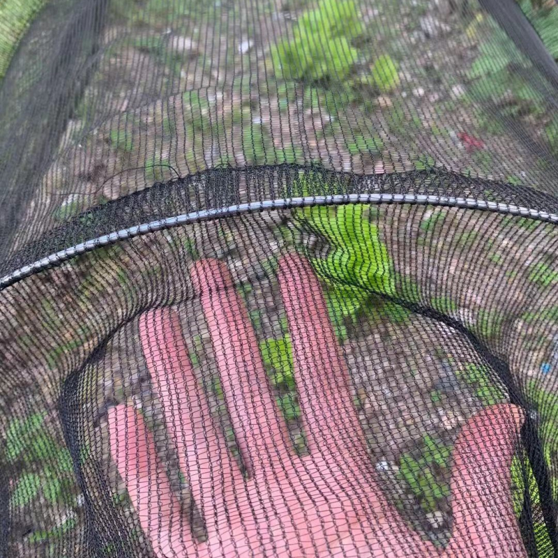 Augalų apsaugos tinklas nuo kenkėjų – Augimo tunelis (Medžiaga: polietilenas)