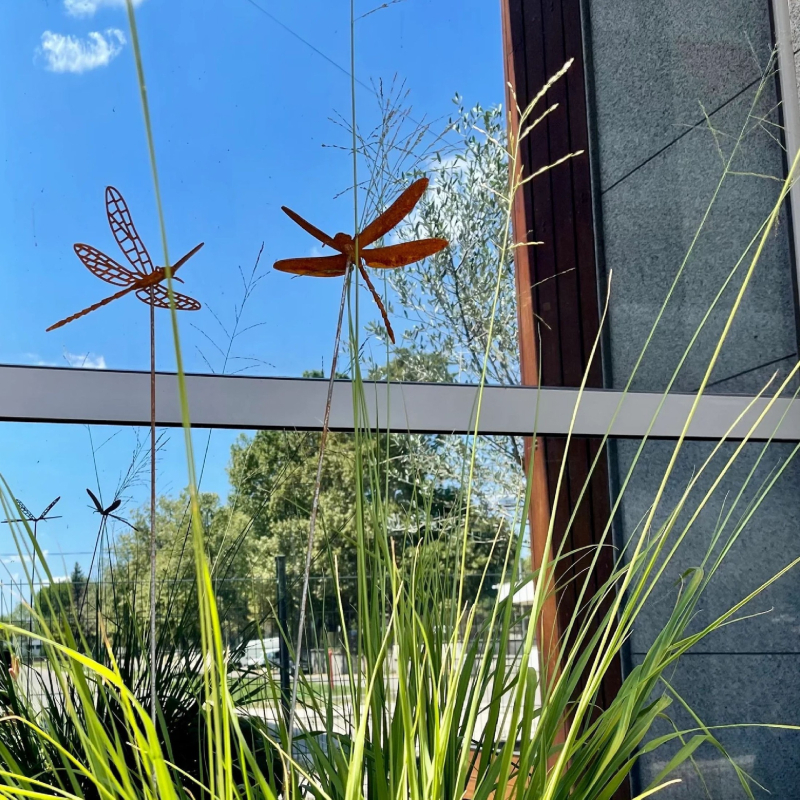 2 komada metalnih skulptura dragonfly za zidnu dekoraciju vrta, moderni minimalistički stil