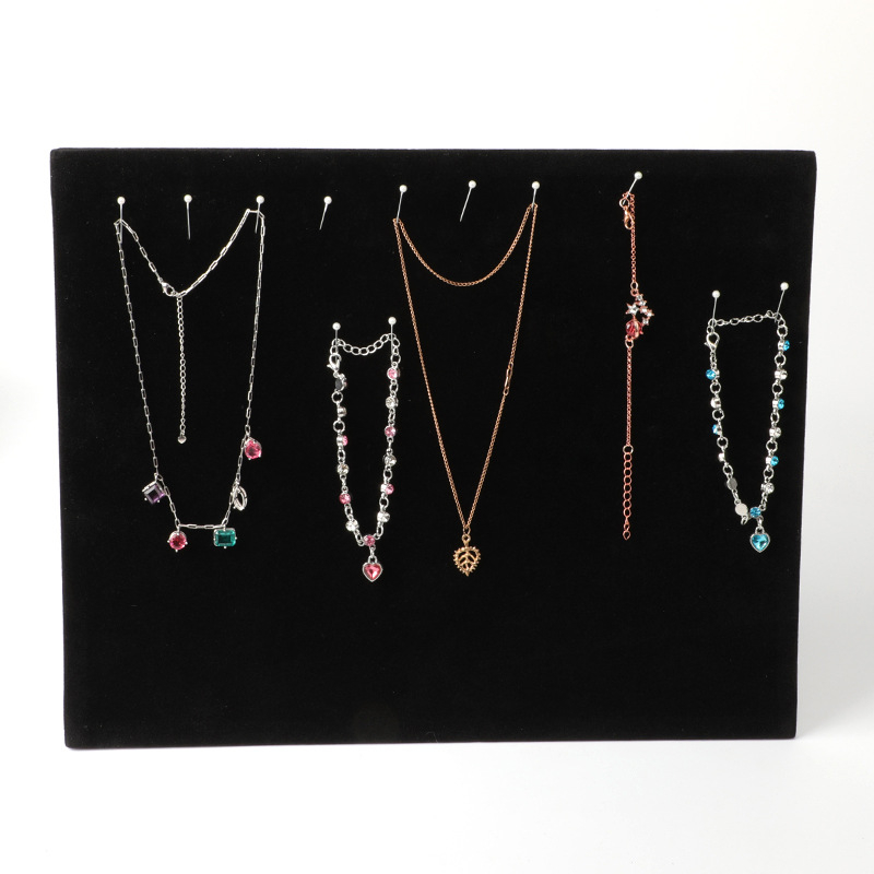 Papuošalų laikiklis iš pūkų medžiagos su auksiniais kabliukais ir medžiu – stalinis parodos laikiklis papuošalams, Korėjos stiliaus, vieno lygio