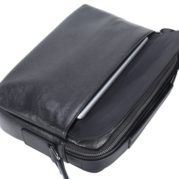 Férfi válltáska természetes bőrből, városi minimalista stílus, első réteg marhabőr, belső poliészter-pamut bélés