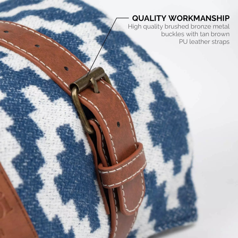 Little Day ārējā pārnēsājamā ūdensnecaurlaidīgā piknika sega, materiāls kašmīrs; audums kokvilna-poliestera-kokvilna; svars 1.7; piemērota 6 personām