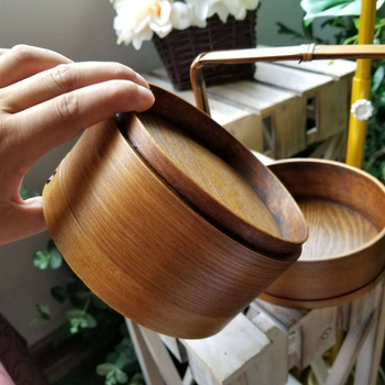 Двупластова дървена кутия за обяд с японски лакиран финиш, обем 501–800 ml, повторна употреба, не е подходяща за микровълнова, възможност за печат на лого