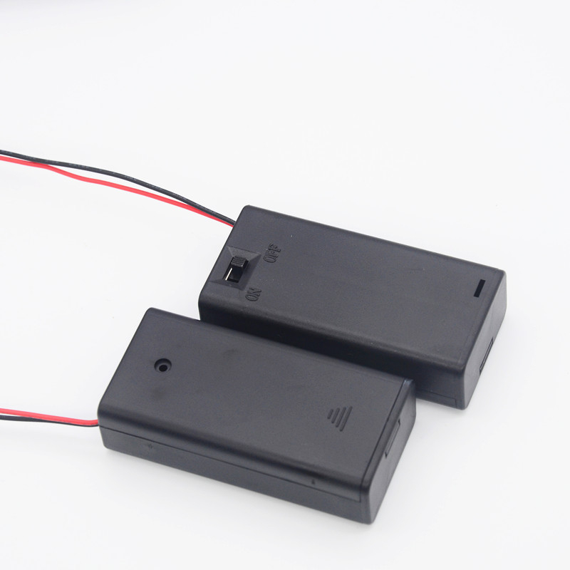 Кутия за батерии No.5 с превключвател и капак, 2 секции за AA батерии