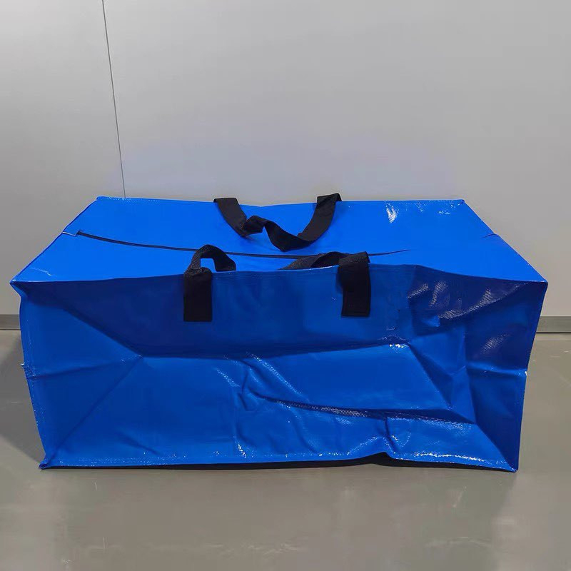 Persikraustymo krepšys su džakardo užtrauktuku, dviguba peties rankena, PP laminuota audinio apdaila; dvigubo sluoksnio storis: 60 silk; dienos gamyba: 5000; tikslas: įpakavimas