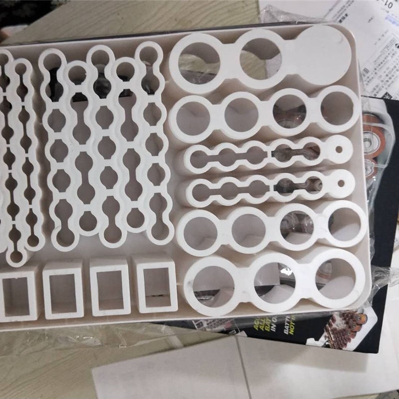 Кутия за съхранение на батерии с тестер за батерии и тестер за капацитет