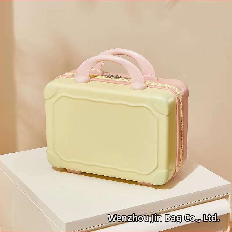 Mini ceļojumu soma ar kompaktā kosmētikas maciņu, ABS+PC materiāls, universālie rati, rāvējslēdzēja atvērums, ūdensizturīga, ultra viegla, antibakteriāla, piemērota abiem dzimumiem