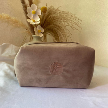 Τσαντάκι καλλυντικών από βελούδινο ύφασμα με κέντημα, οκταγωνική μορφή, μεγάλη χωρητικότητα, διαχωρισμός στεγνό-βρεγμένο