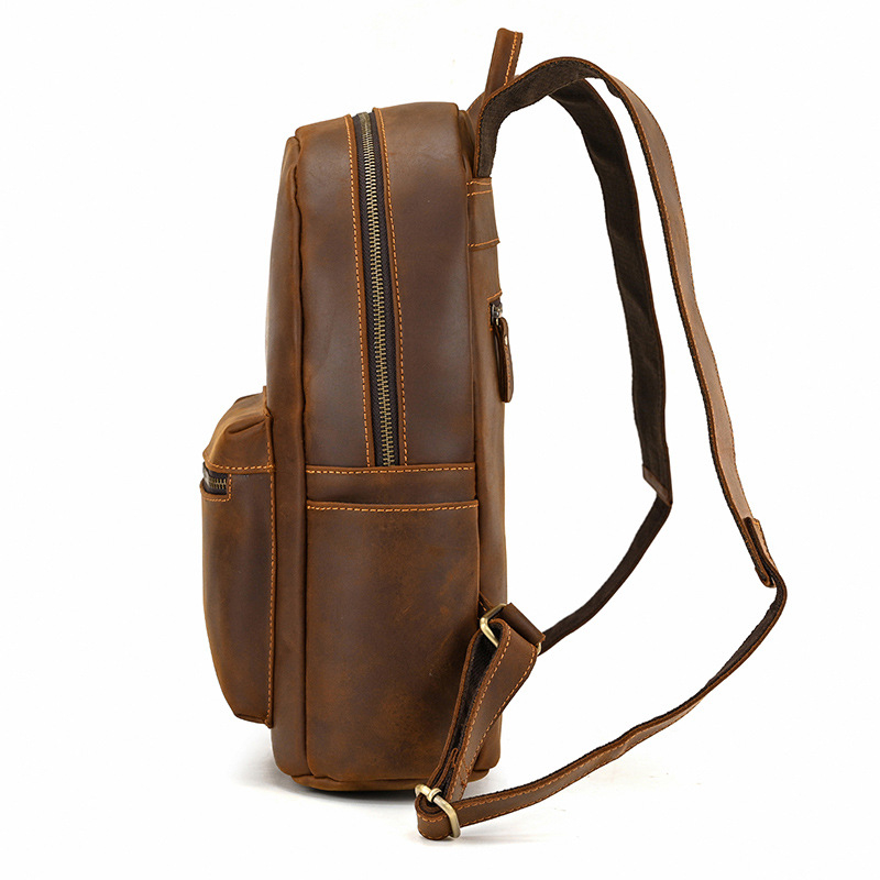 Hátizsák első réteg tehenbőrből, 20–35 L, kopásálló, 14 hüvelykes laptophoz alkalmas, görbült vállpántok