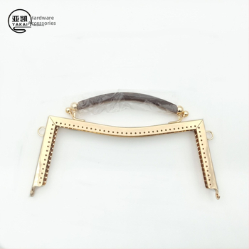 Bagāžas rokas roktura piederumi, sprādze, modelis 0045, materiāls: dzelzs, funkcija: cita