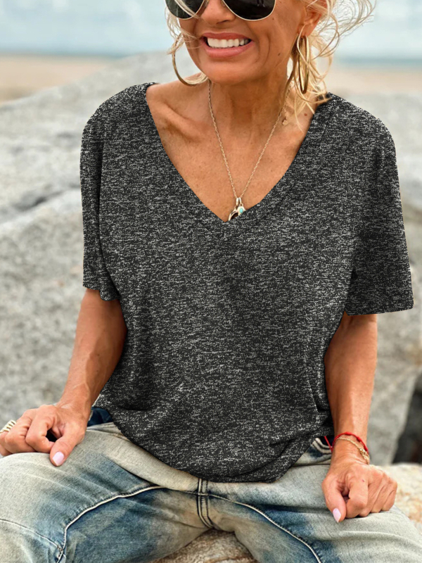 Top dama cu decolteu în V, mânecă scurtă, croi lejer, țesătură poliester-elastan, lungime 50–65 cm