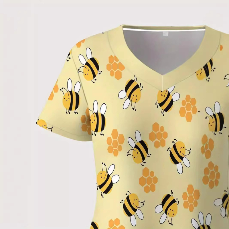 Top uniformă pentru asistentă medicală, decolteu în V, mâneci scurte, buzunar, poliester care evacuează umezeala, imprimare 3D cu albinuță, lungime medie 65-80 cm