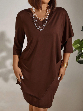 Φόρεμα με V-λαιμόκοψη, ασύμμετρο τελείωμα, midi μήκος, μανίκια 3/4, πολυεστέρας.