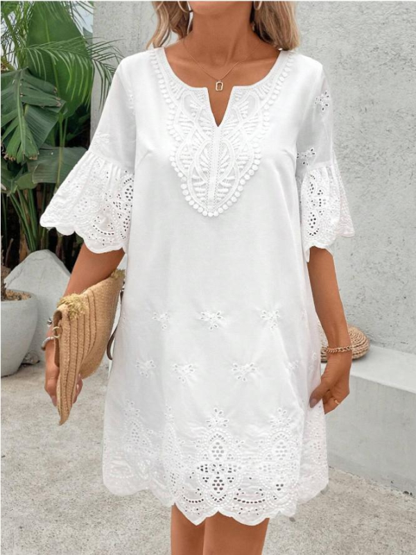 rochie cu broderie decupată, decolteu în V, croială A-line, lungime midi