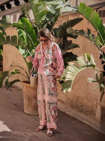 Set din in cu mâneci lungi și cardigan, imprimeu floral, amestec în in cu 50–70% in și 30–50% poliester, primăvara 2025