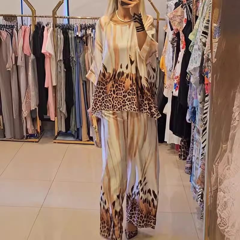 Ženski dvodijelni kostim s leopard printom — poliester (70–80%), jesen 2024, gradski street style, 3/4 rukava