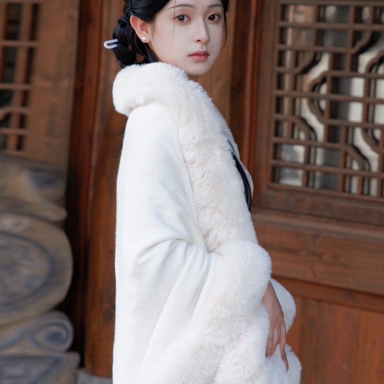 Unisex παλτό-κάπα από πολυεστέρα-σίλκ με τεχνητή γούνα, μανίκια τύπου μπατ, μονόχρωμο, ζεστό, άνοιξη 2024