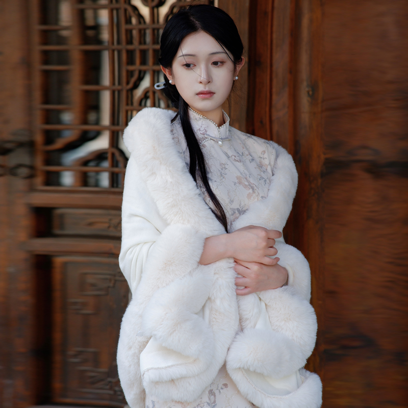 Unisex παλτό-κάπα από πολυεστέρα-σίλκ με τεχνητή γούνα, μανίκια τύπου μπατ, μονόχρωμο, ζεστό, άνοιξη 2024