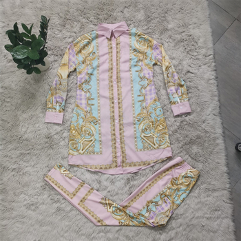 Σετ δύο τεμαχίων με μπλούζα και φούστα – φλοράλ εκτύπωση, μακρύ μανίκι, πολυεστερικό ύφασμα (κύριο 100%, επένδυση 71–80%), φθινόπωρο 2021