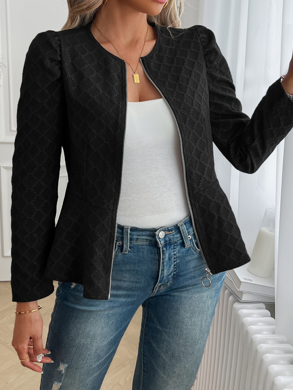 Pufos ujjú dzseki, cipzáras záródás, környak, poliészter-elasztán keverék, téli 2024 megjelenés