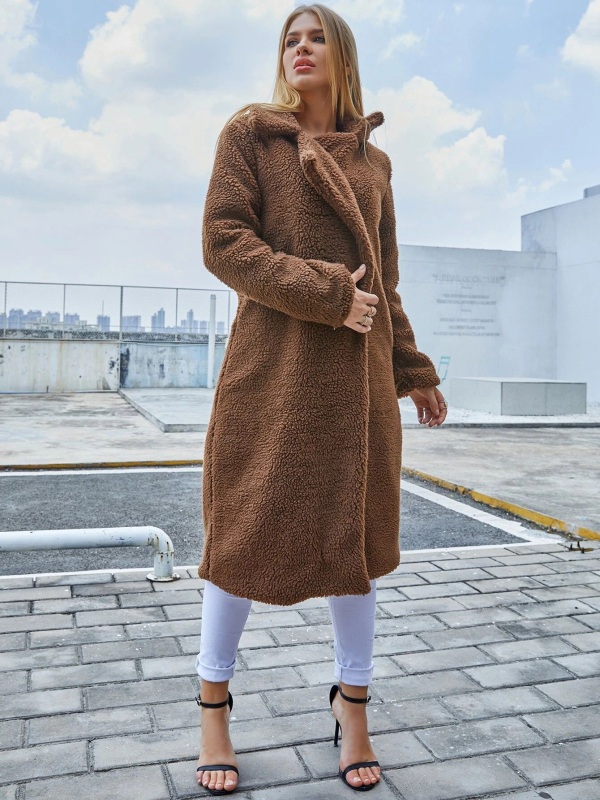 Női hosszú fleece kabát galléros, poliészter–spandex keverék, egyszínű minta, kolázs dizájn, hosszú szabás, 2023-as kiadás