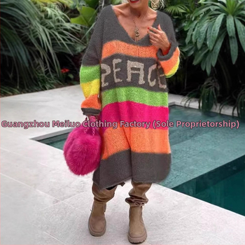 Γυναικείος πλεκτός πουλόβερ με V-λαιμό, ύφασμα πολυεστέρα, σχέδιο κολλάζ/ραφή, μοτίβο κειμένου